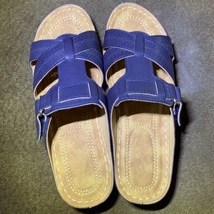 Comfy summer sandals